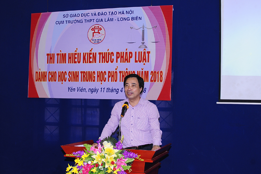 Đồng chí  Đàm Xuân Quang - Phó chánh văn phòng Sở phát biểu chỉ đạo cuộc thi